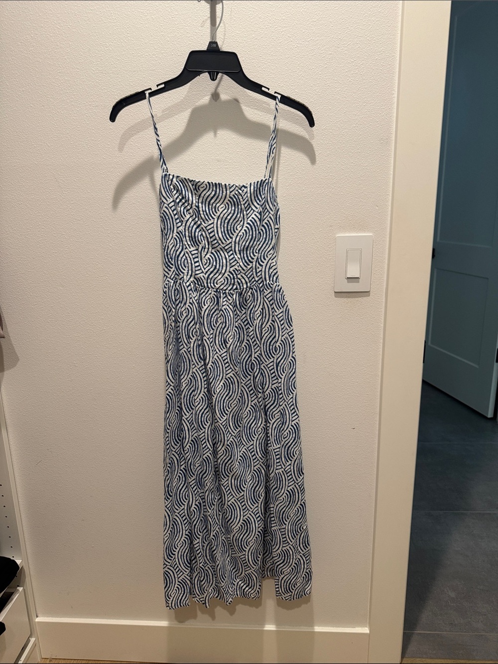 H&M Blue & White Wave-Print Spaghetti-Strap Midi Dress